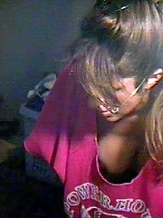 22 pictures - Downblouse Shots upskirt pictures
