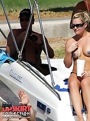 12 pictures - Hot and big bottom in tight bikini