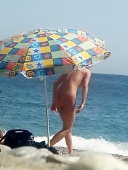 12 pictures - Seductive girl play here all naked