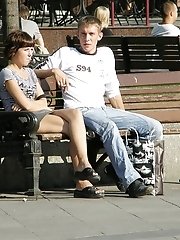 12 pictures - The most spectacular outdoor upskirts