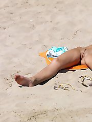 12 pictures - Great nudist show recorded on cam