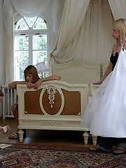 9 pictures - Gall of Bride Milf