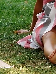 12 pictures - Very nasty and hot upskirt pics