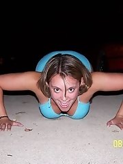 7 pictures - Redheaded chick demonstrates upblouse in hot pics