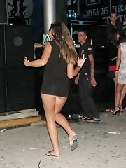 12 pictures - The most spectacular public upskirts