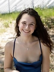 8 pictures - "Liz Jordan Got Candy"