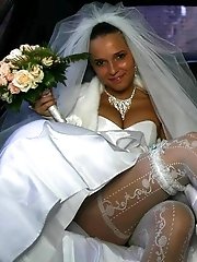 21 pictures - A bride in XXX photos