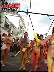 12 pictures - Naturist women ripping the holes