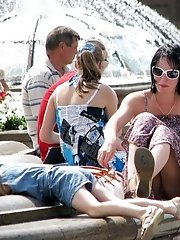 12 pictures - Accidental upskirts caught on camera