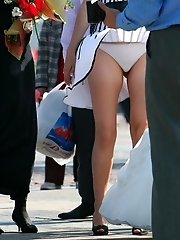 5 pictures - Upskirt sniper gallery