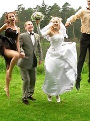 10 pictures - Naughty Brides upskirt photos