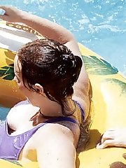 10 pictures - Downblouse Shots upskirt pictures